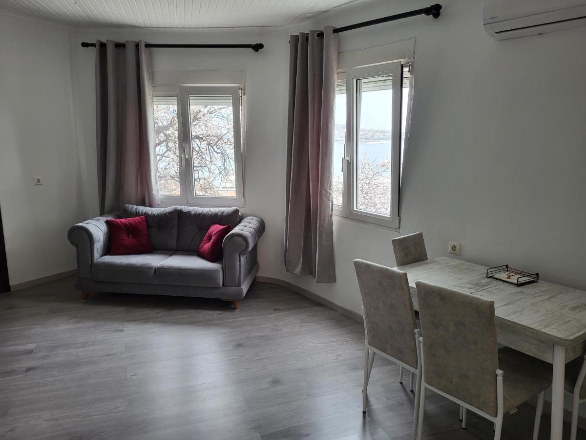Sea La Vie* Apartment Kavala Bagian luar foto