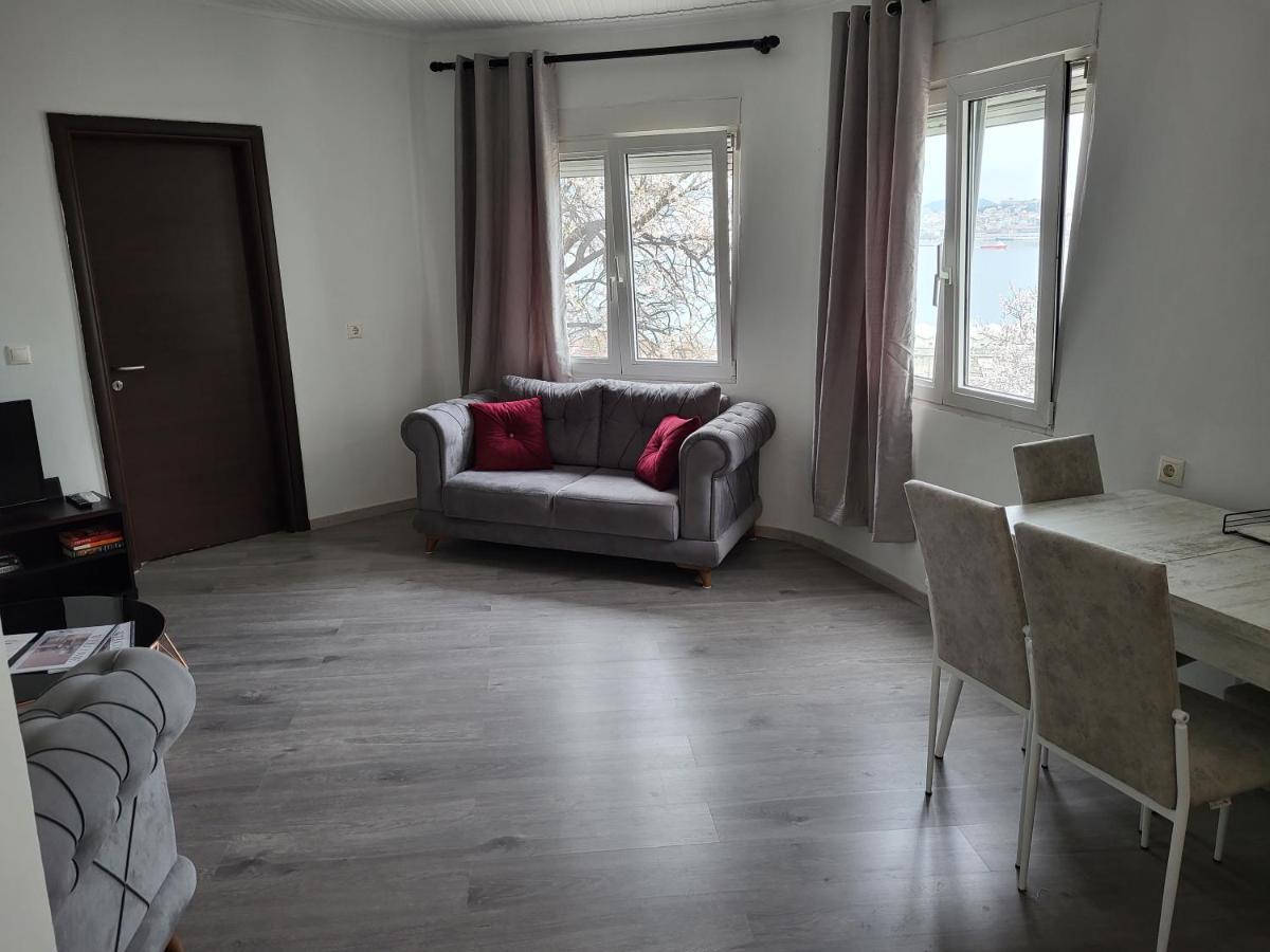 Sea La Vie* Apartment Kavala Bagian luar foto